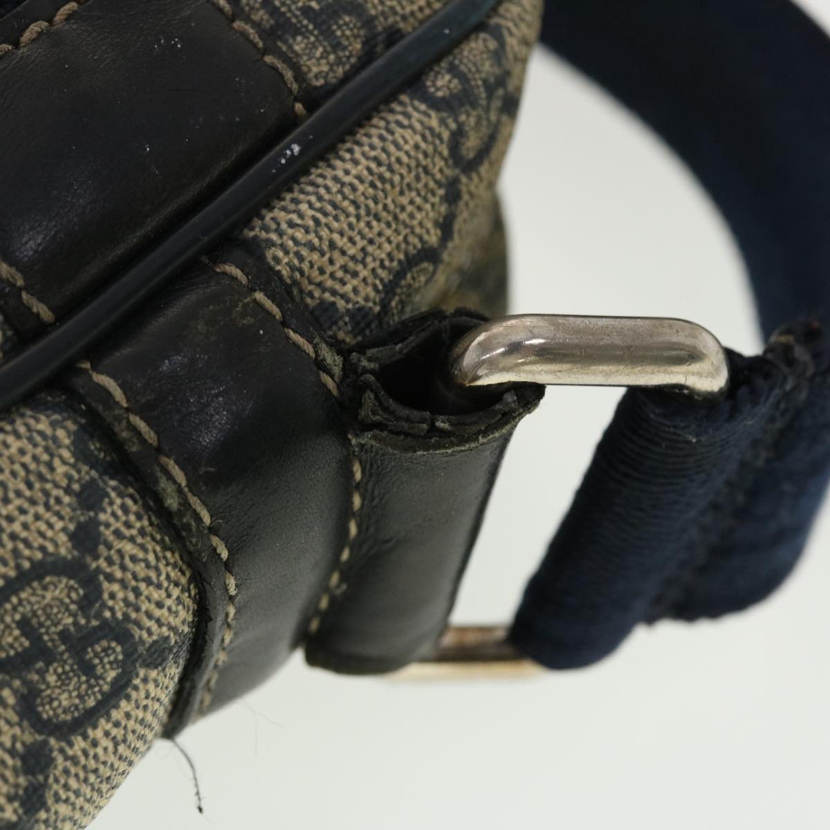 GUCCI GG Canvas Shoulder Bag PVC Leather Navy Beige 201448 40369