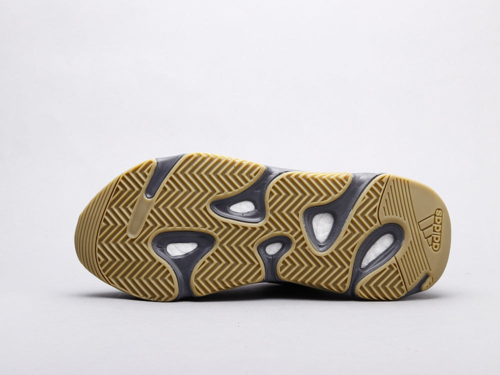 GLM - Yzy 700 Volcanic Ash Sneaker