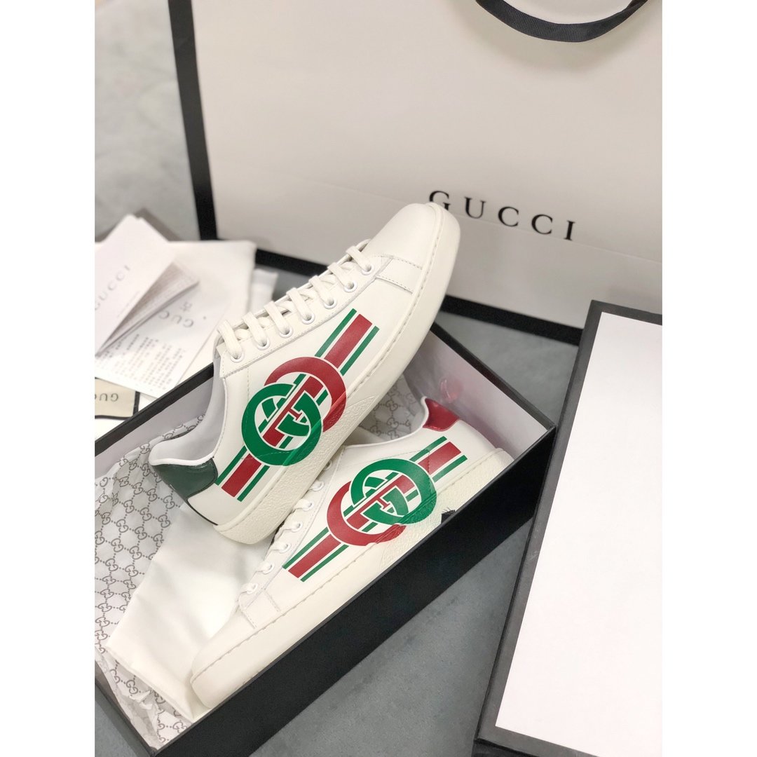 GLM-GCI Ace white interlocking  Sneaker 087