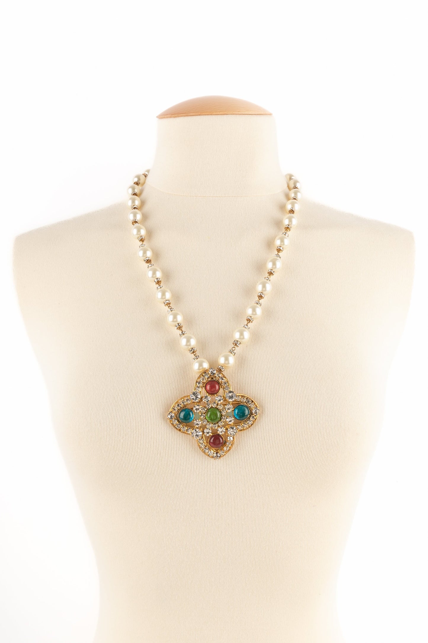 Collier pendentif Chanel