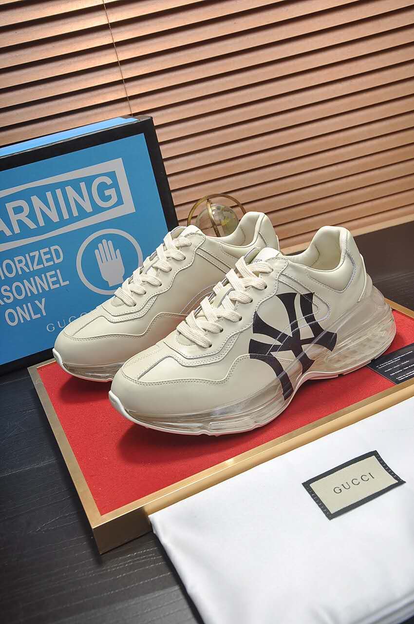 GLM-GCI  Rhyton Chunky NY Sneaker 062