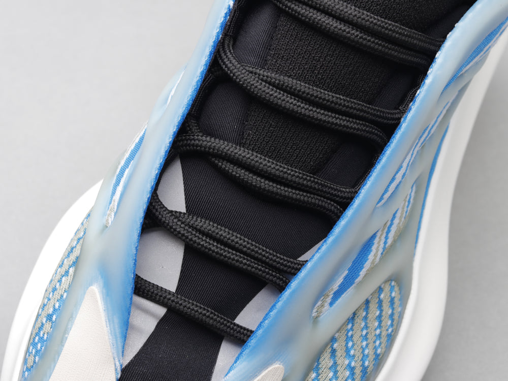 GLM - Yzy 700 Arzareth Sneaker