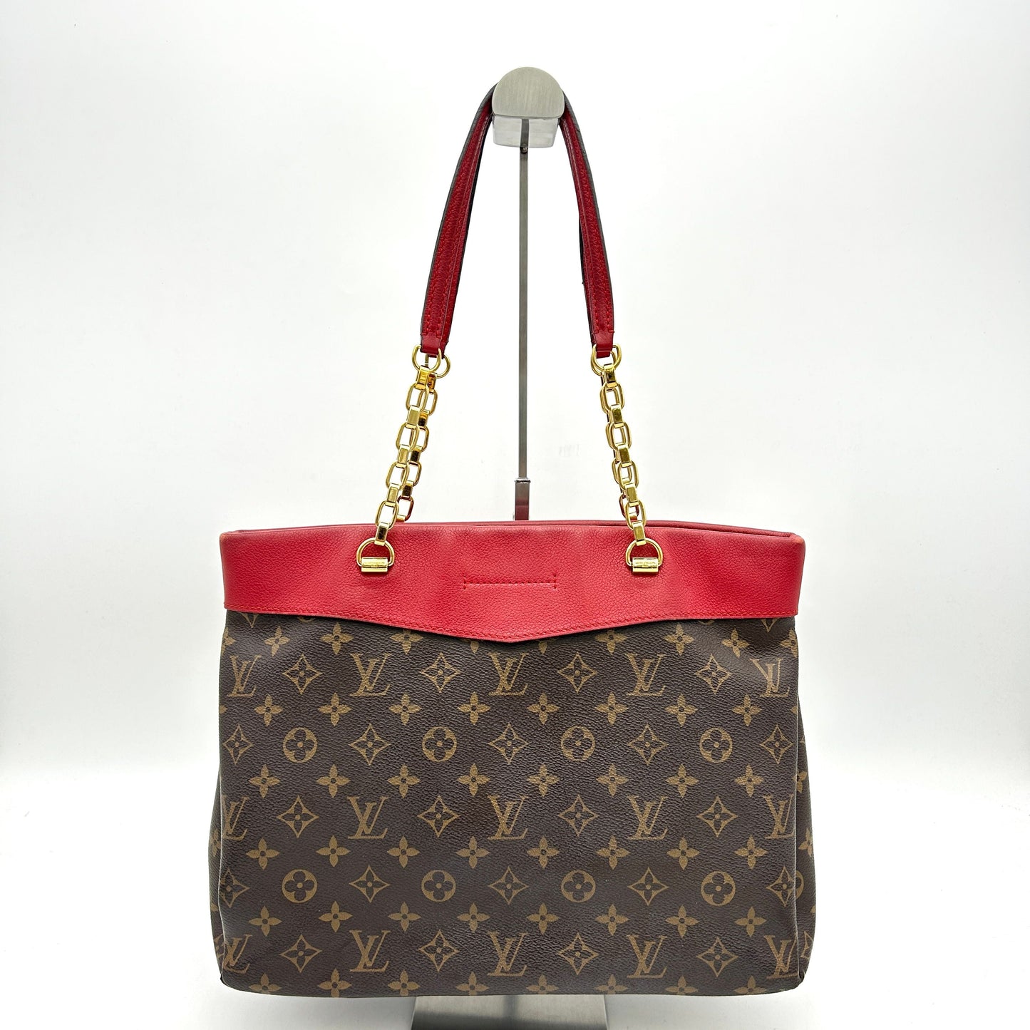 LOUIS VUITTON Monogram Pallas Shopper Cherry LA23075