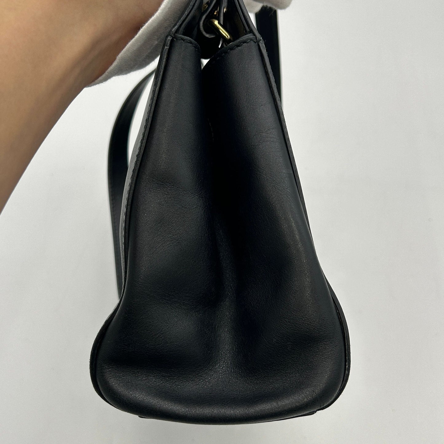 GUCCI Nappa Bamboo Medium Nymphaea Top Handle Black LA17968
