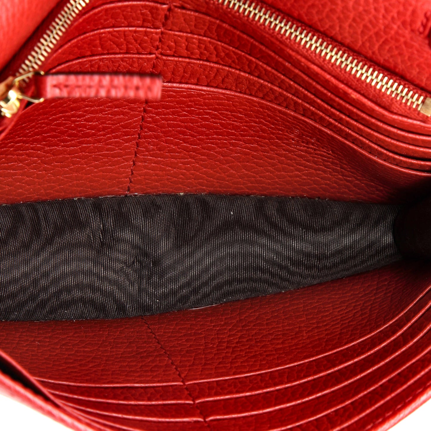 Interlocking Wallet on Chain Leather