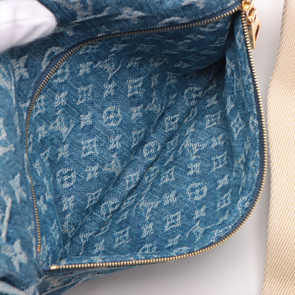 Louis Vuitton Monogram Denim High Rise M46837