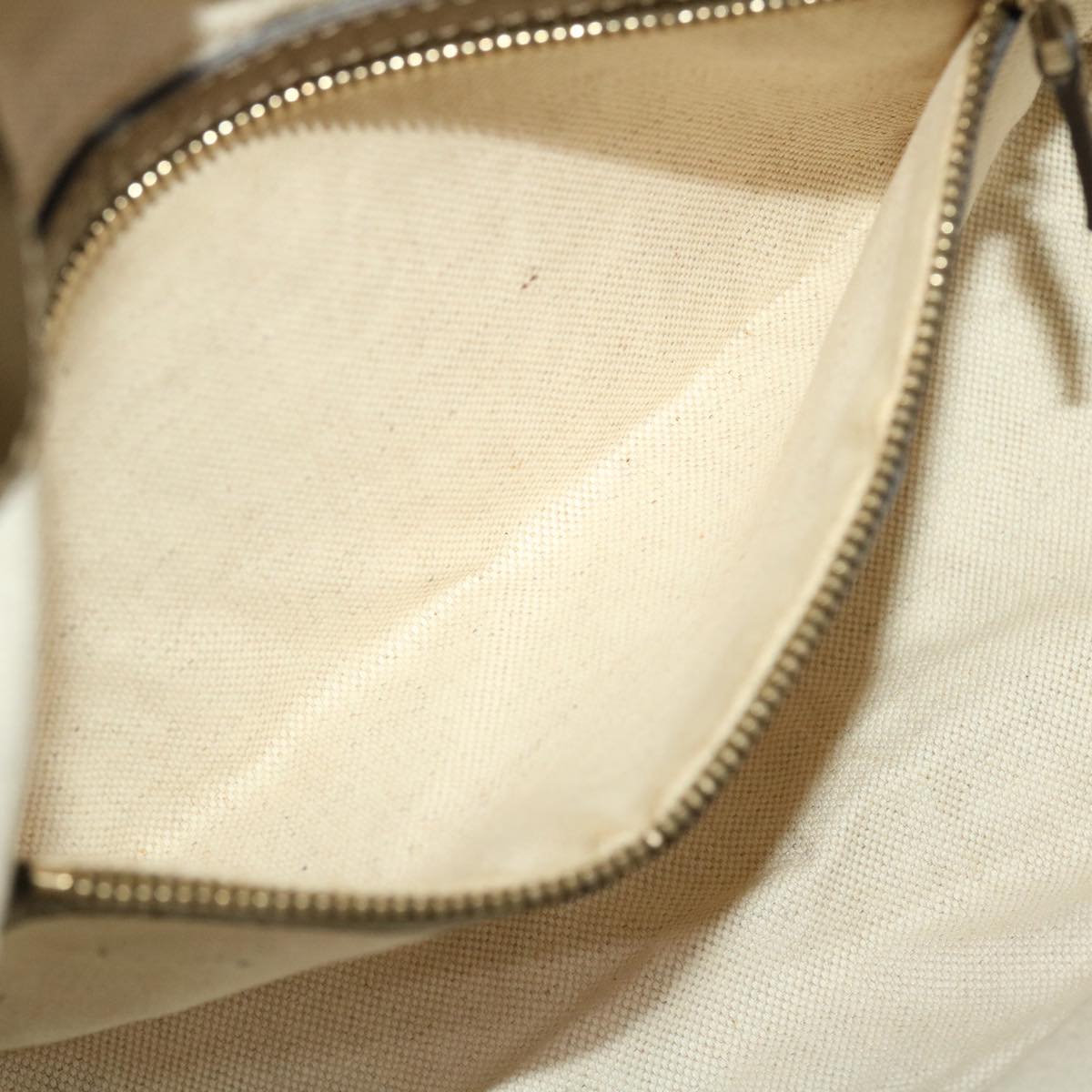 GUCCI GG Canvas Shoulder Bag Beige 269959 43302