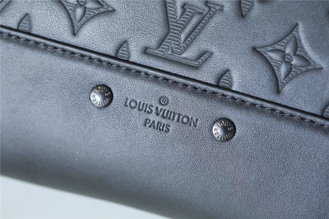 LV RaGLAMIr Backpack Monogram Shadow Black For Men, Bags 41cm LV M46109