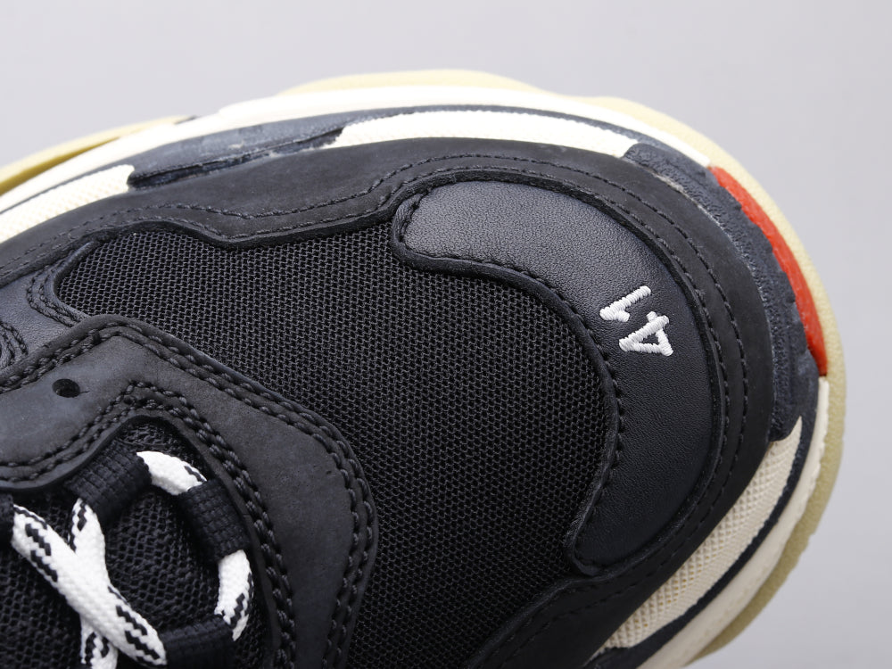 GLM - Bla Triple S Black and Red Sneaker