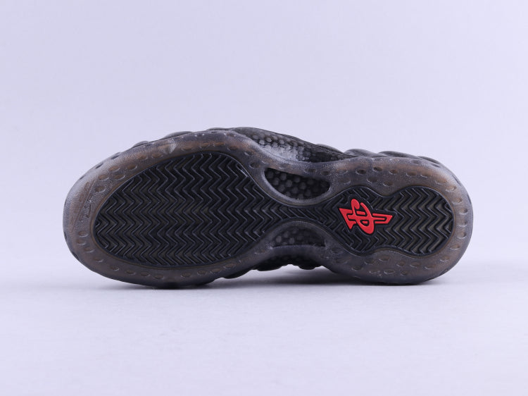 GLM - NKE Hardaway Foam black red spray