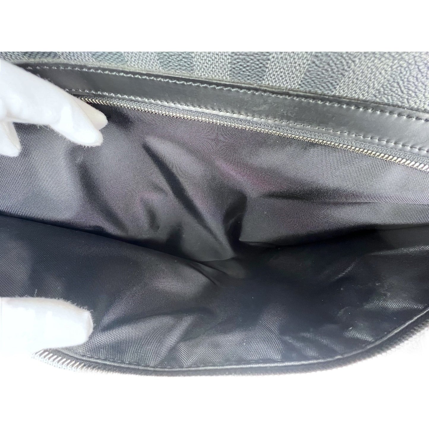 Louis Vuitton Damier Graphite PÃ©gase 65 Suitcase