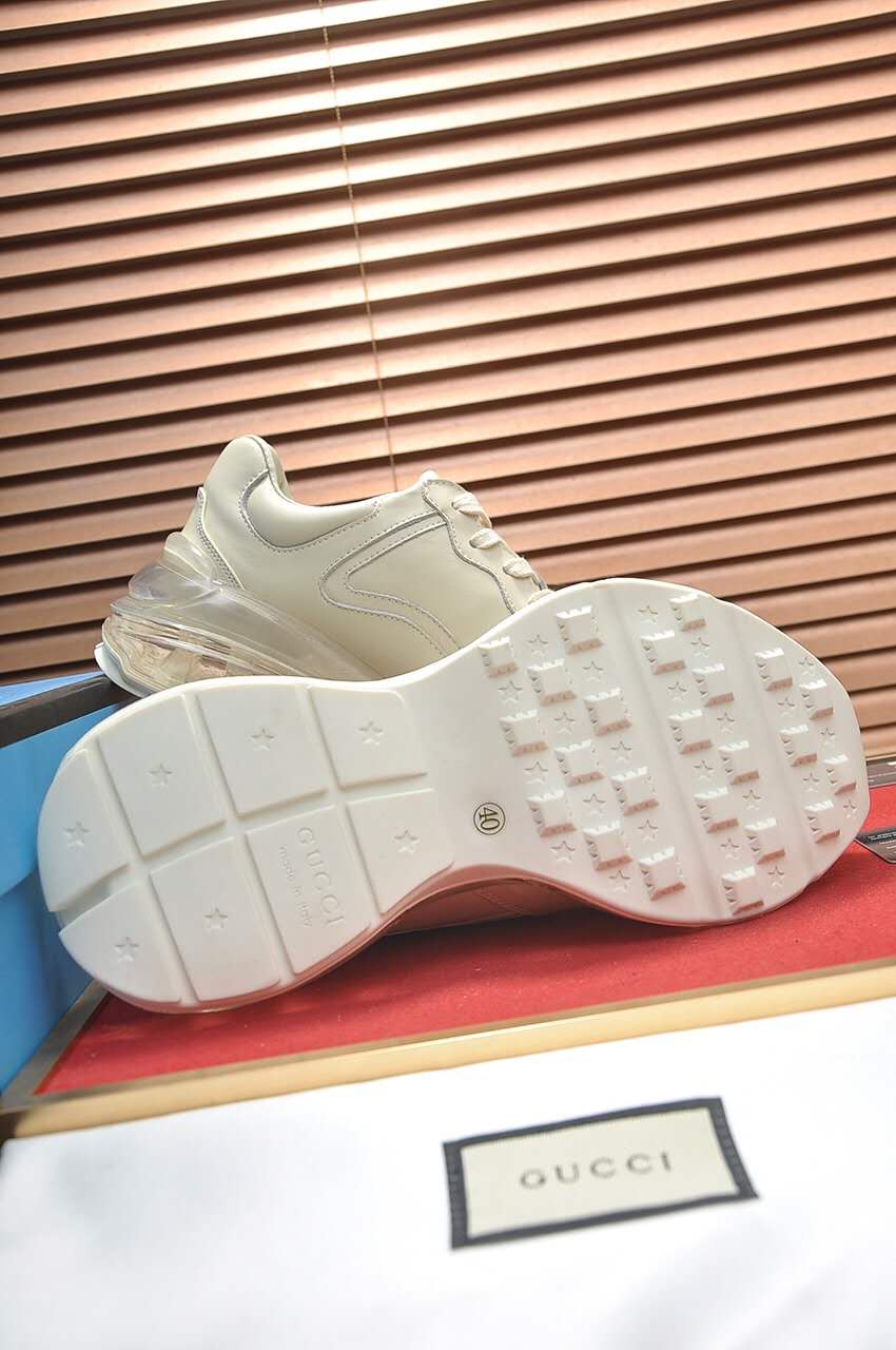 GLM-GCI  Rhyton Chunky Logo Sneaker 061