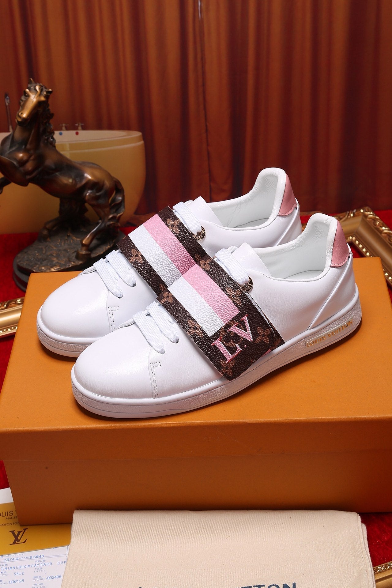 GLM - LUV Font Row Pink Sneaker