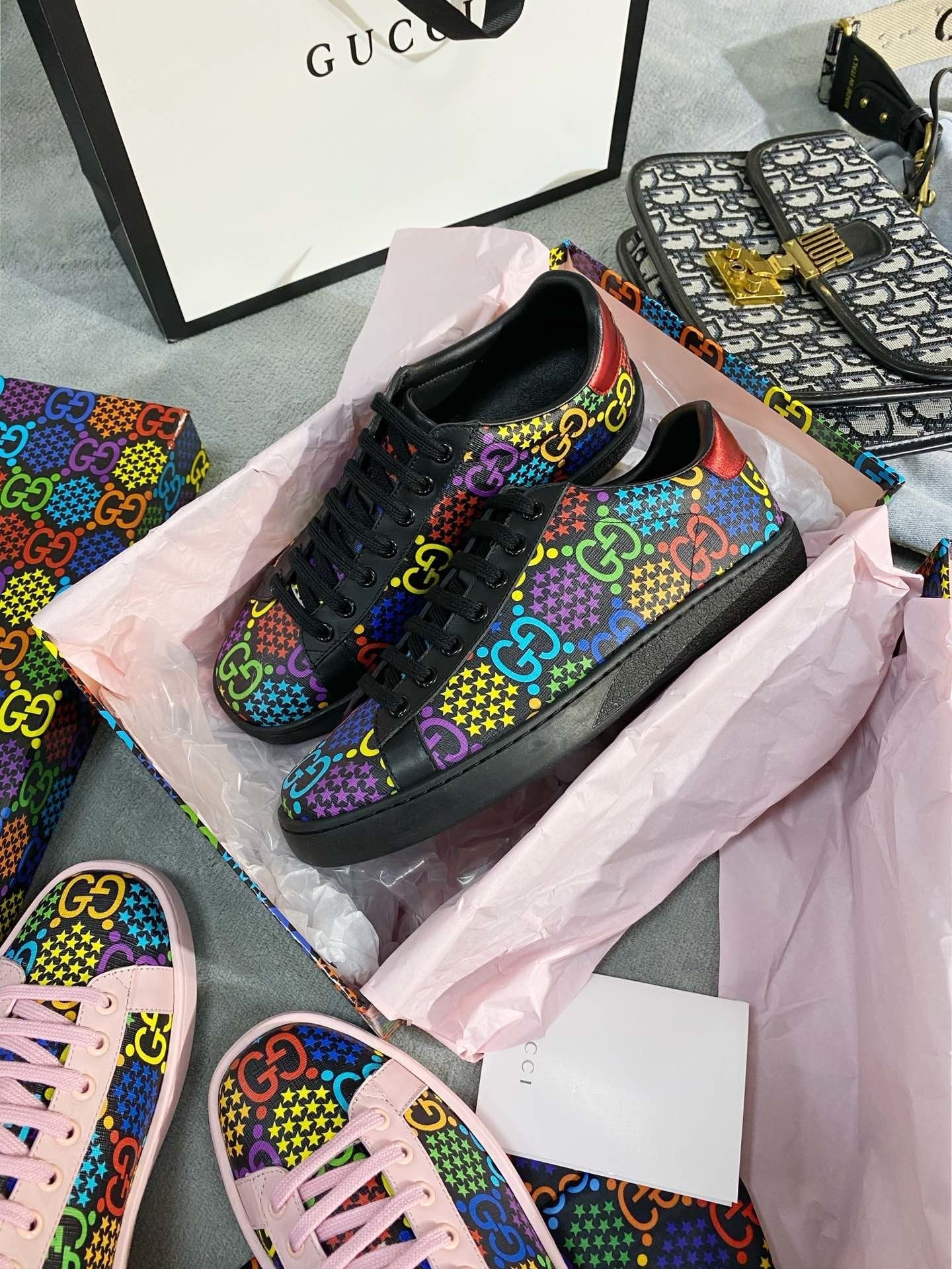 GLM-GCI  Psychedelic Ace neaker 072