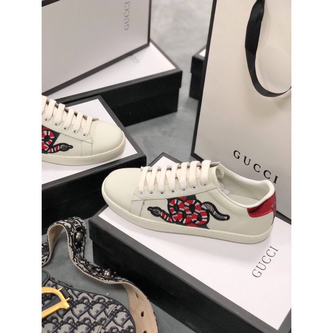 GLM-GCI Embroidered  Ace Sneaker 080