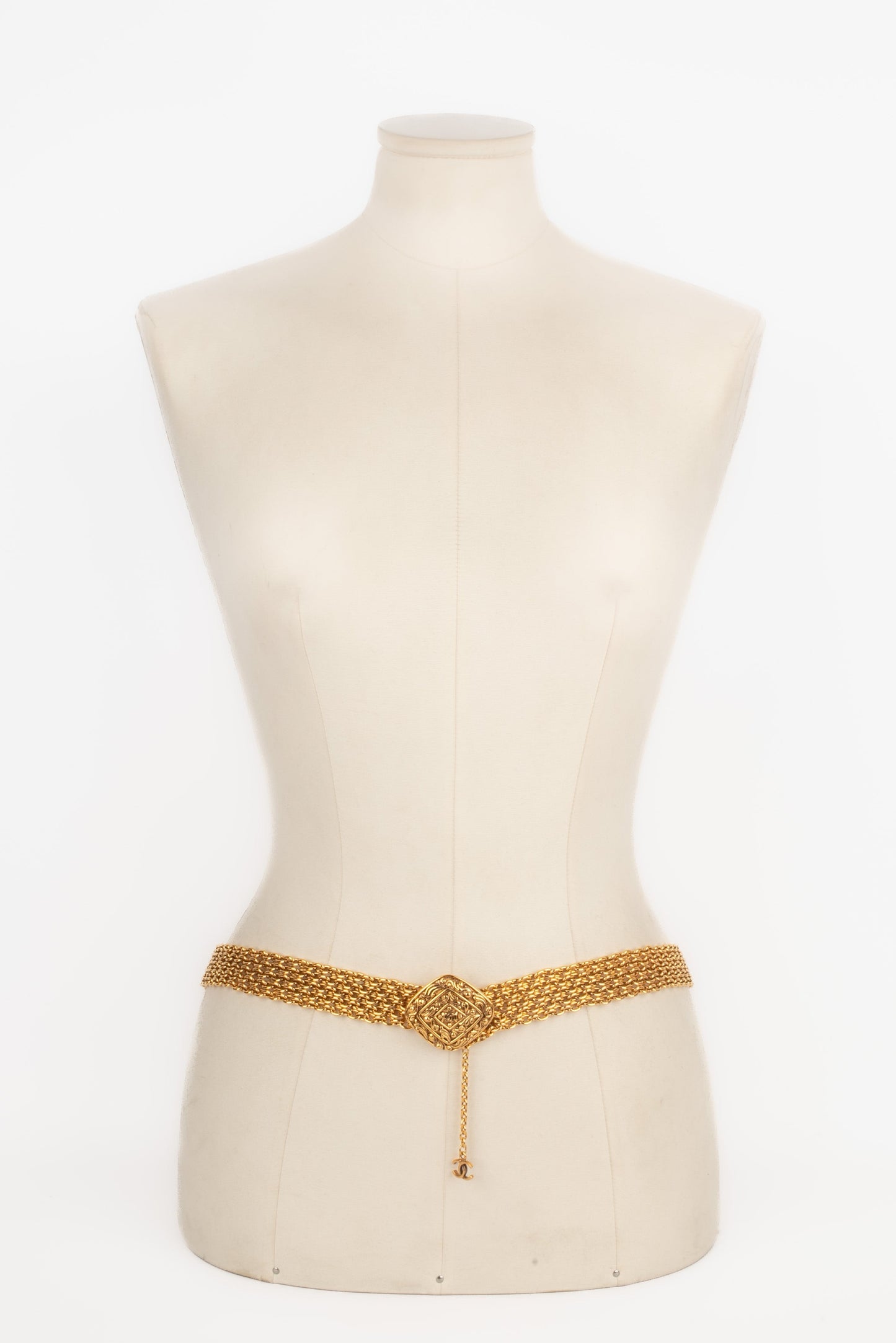 Ceinture dorÃ©e Chanel 1980's