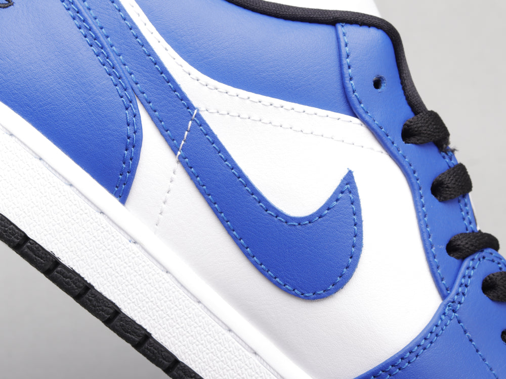 GLM - AJ1 white blue lightning