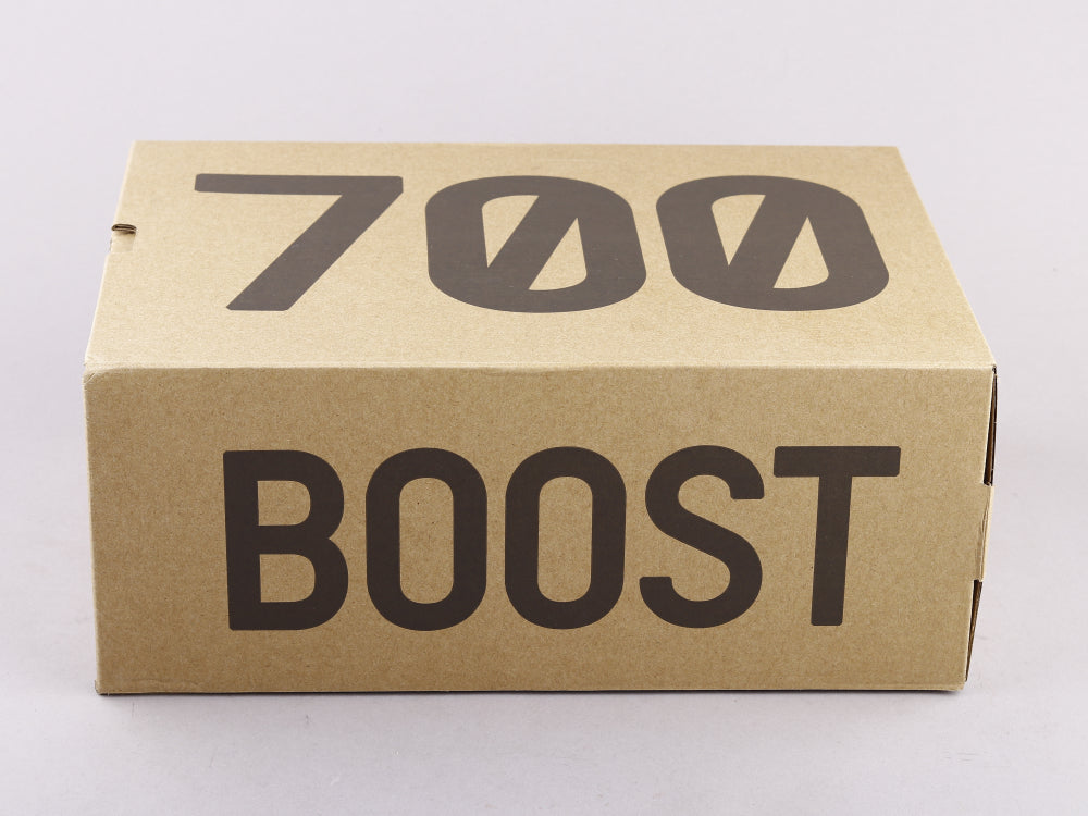GLM - Yzy 700 Vanta Sneaker