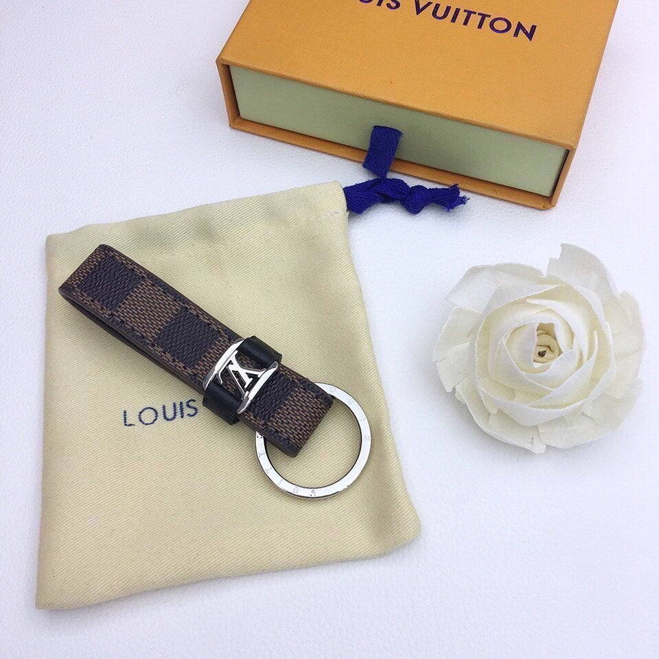 GLM - Top Quality Keychains LUV 002