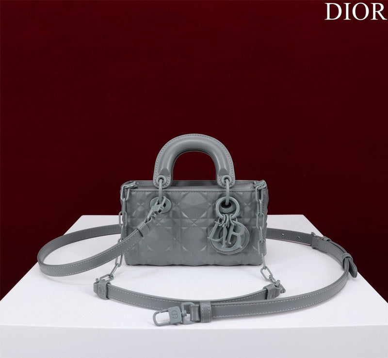 GLM - Dir Bags - 1676