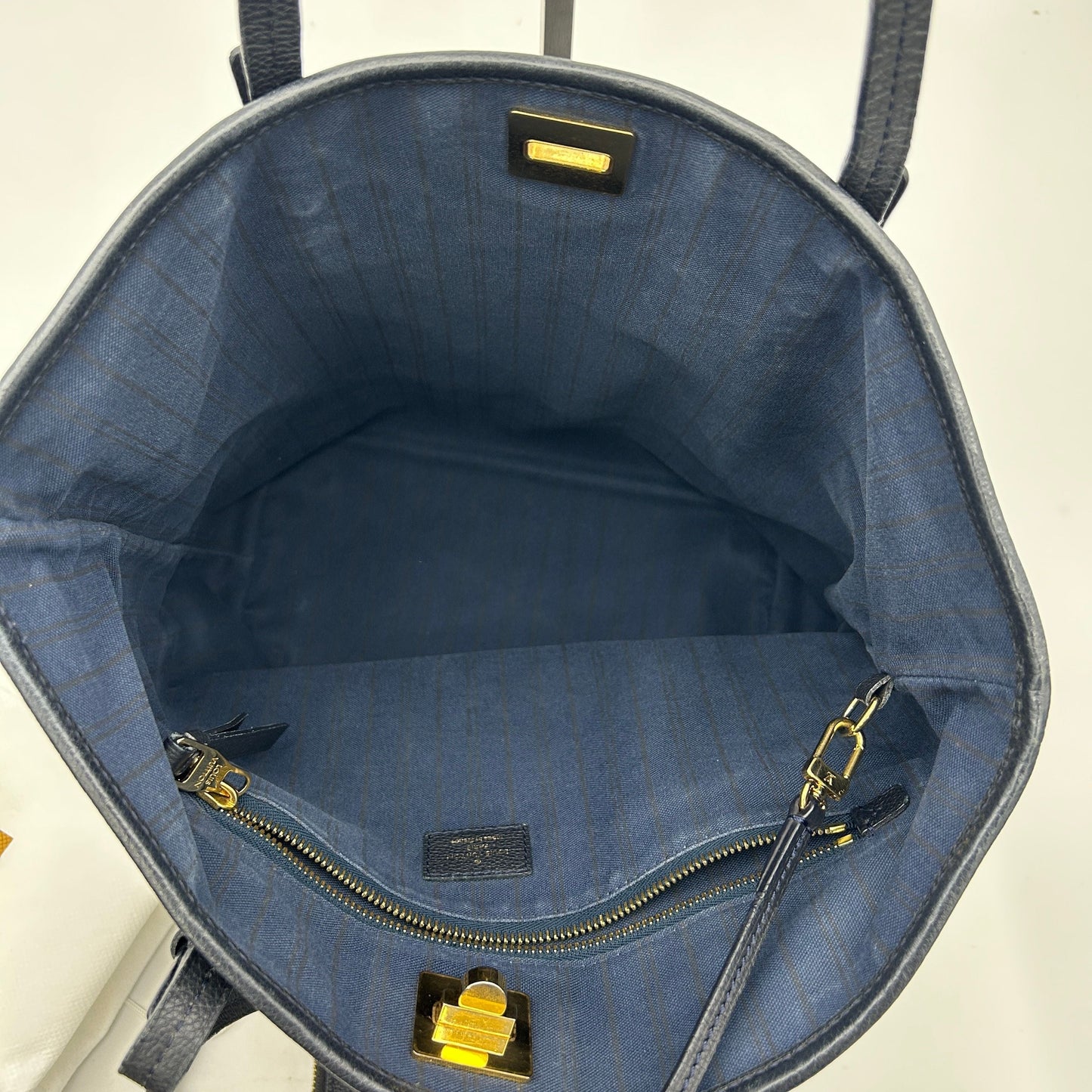 LOUIS VUITTON Empreinte Citadine PM Infini LA3941