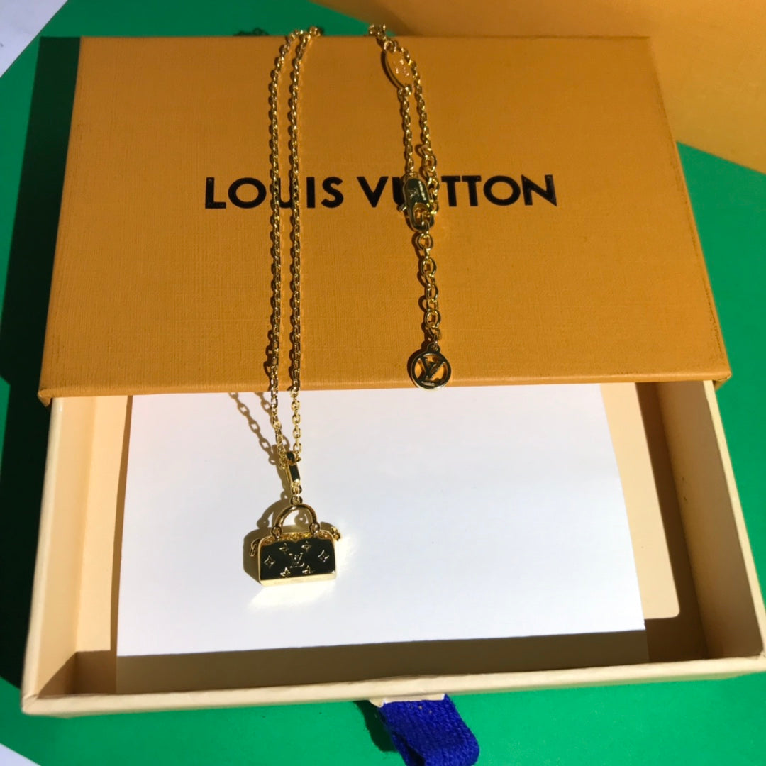 GLM - Top Quality Necklace LUV027