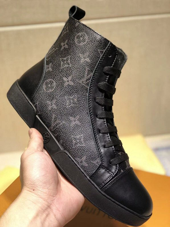 GLM - Top Quality Luv Sneaker 069