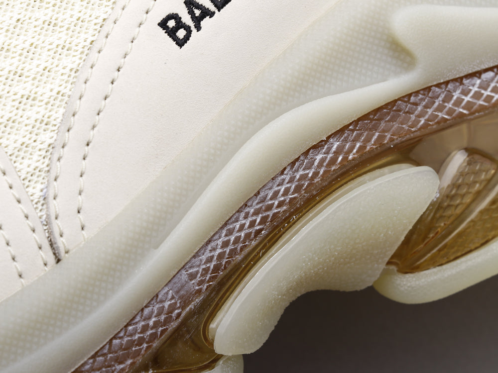 GLM - Bla 19SS Air Cushion White Sneaker
