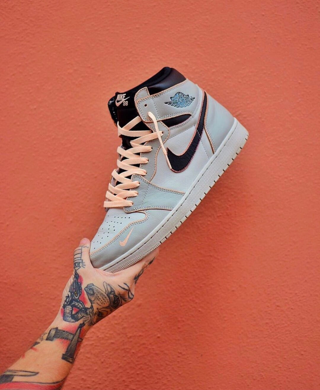 GLM - AJ1 gray and white scratch shoes for women