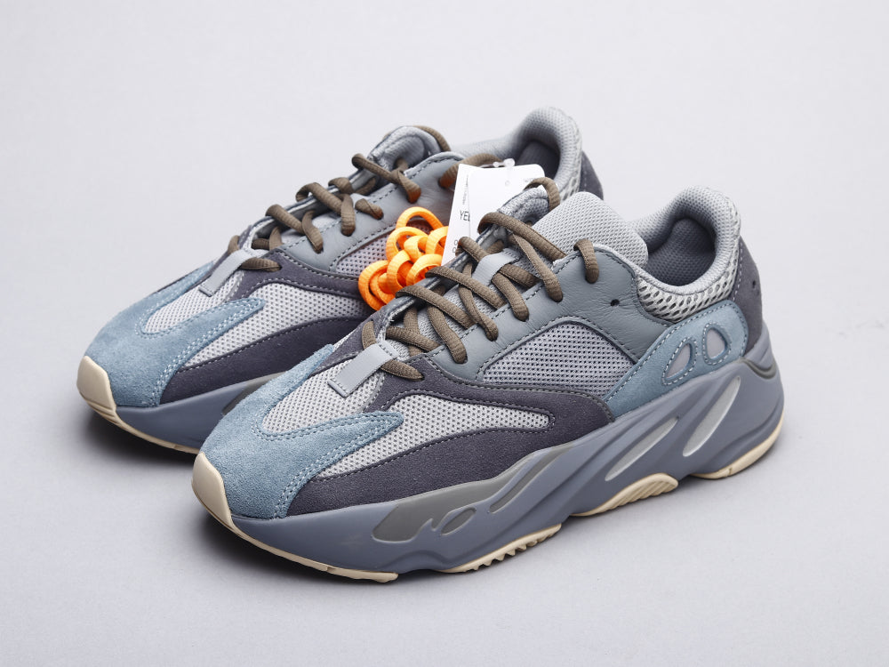 GLM - Yzy 700 Teal BLue Sneaker