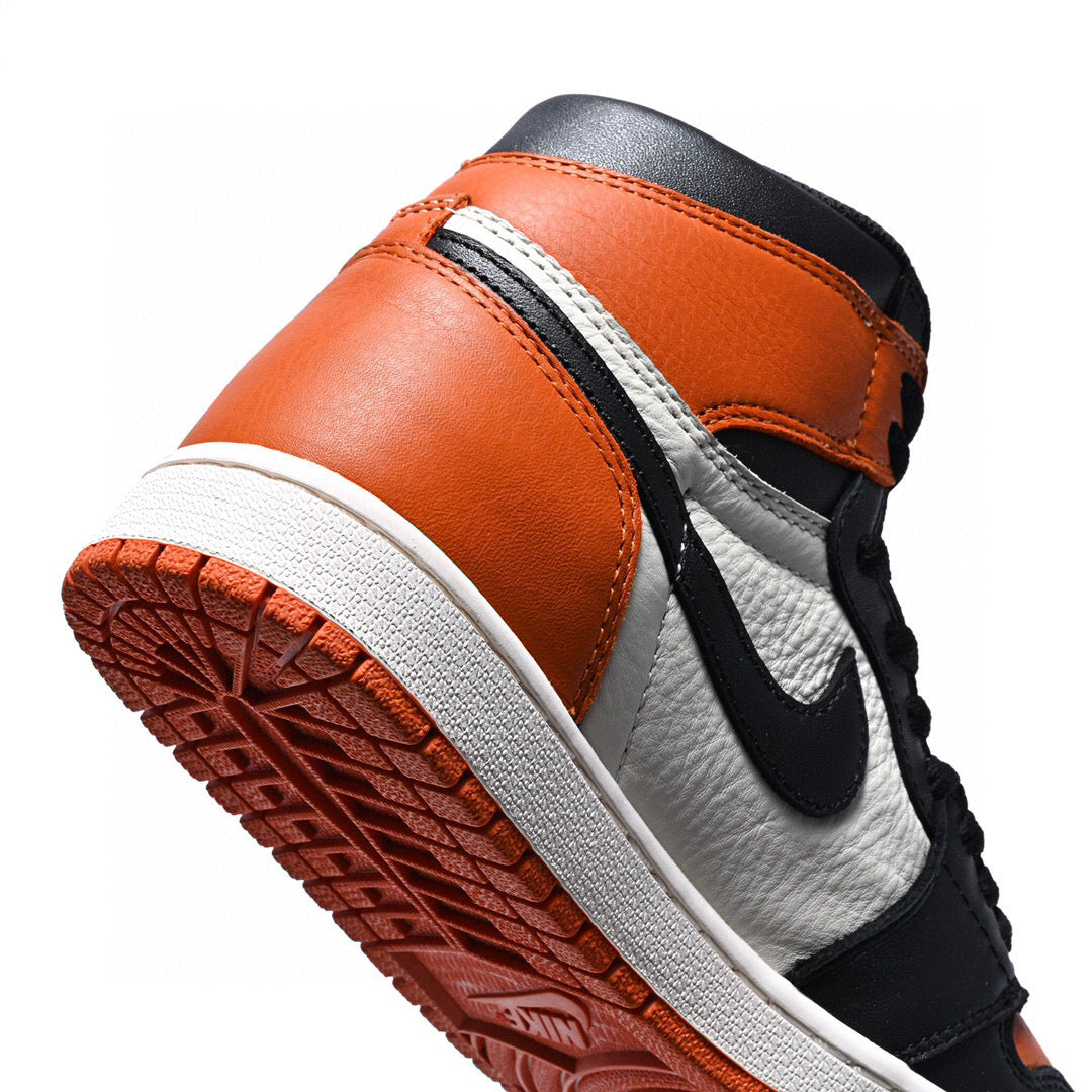 GLM - AJ1 High Black Buckle