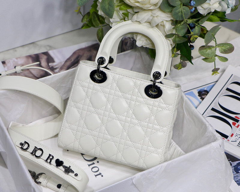 GLM - Dir Bags - 2559