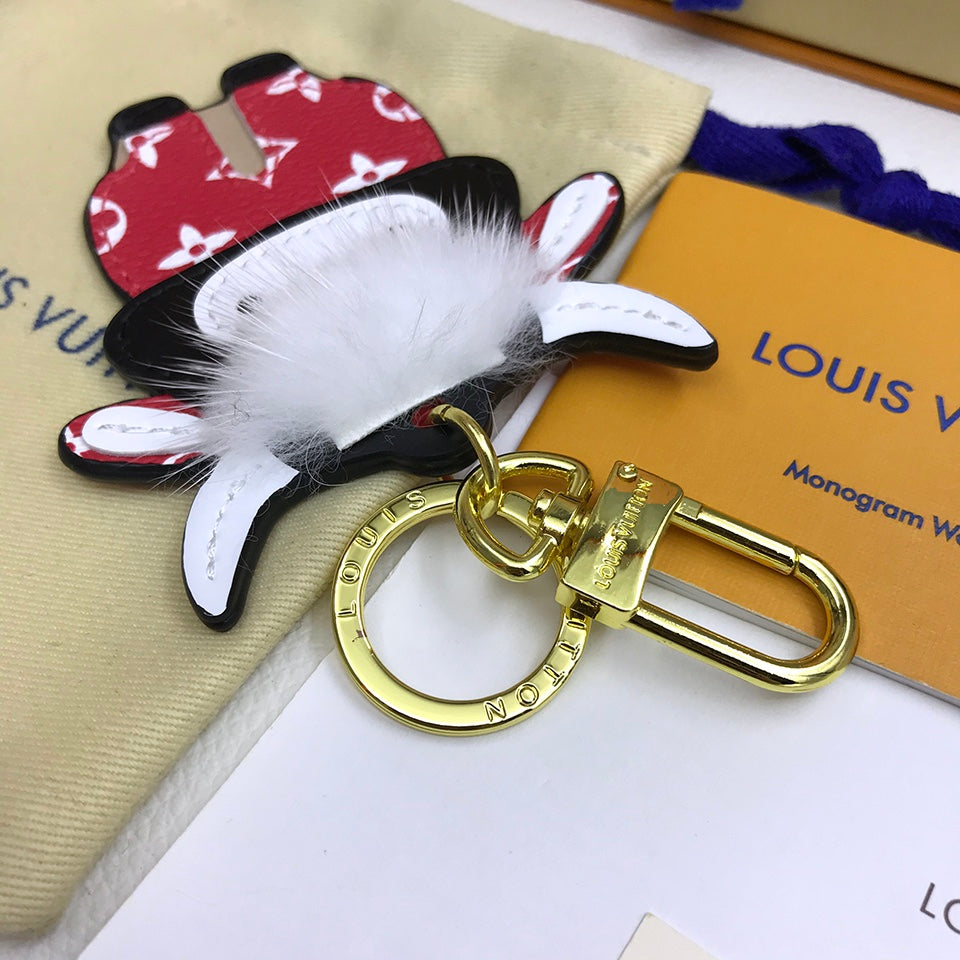 GLM -Top Quality Keychains LUV 084