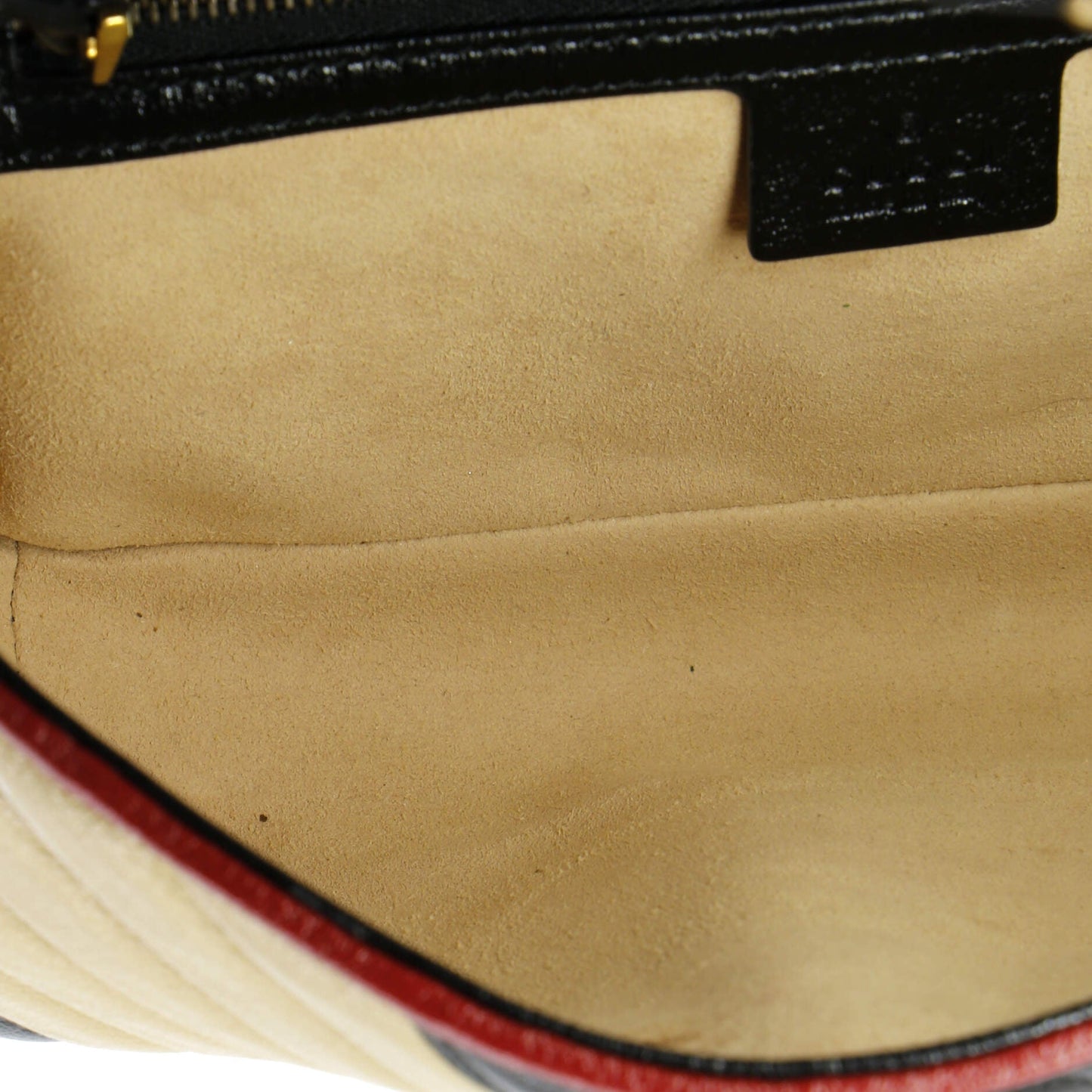 GG Marmont Flap Bag Diagonal Quilted Leather Medium