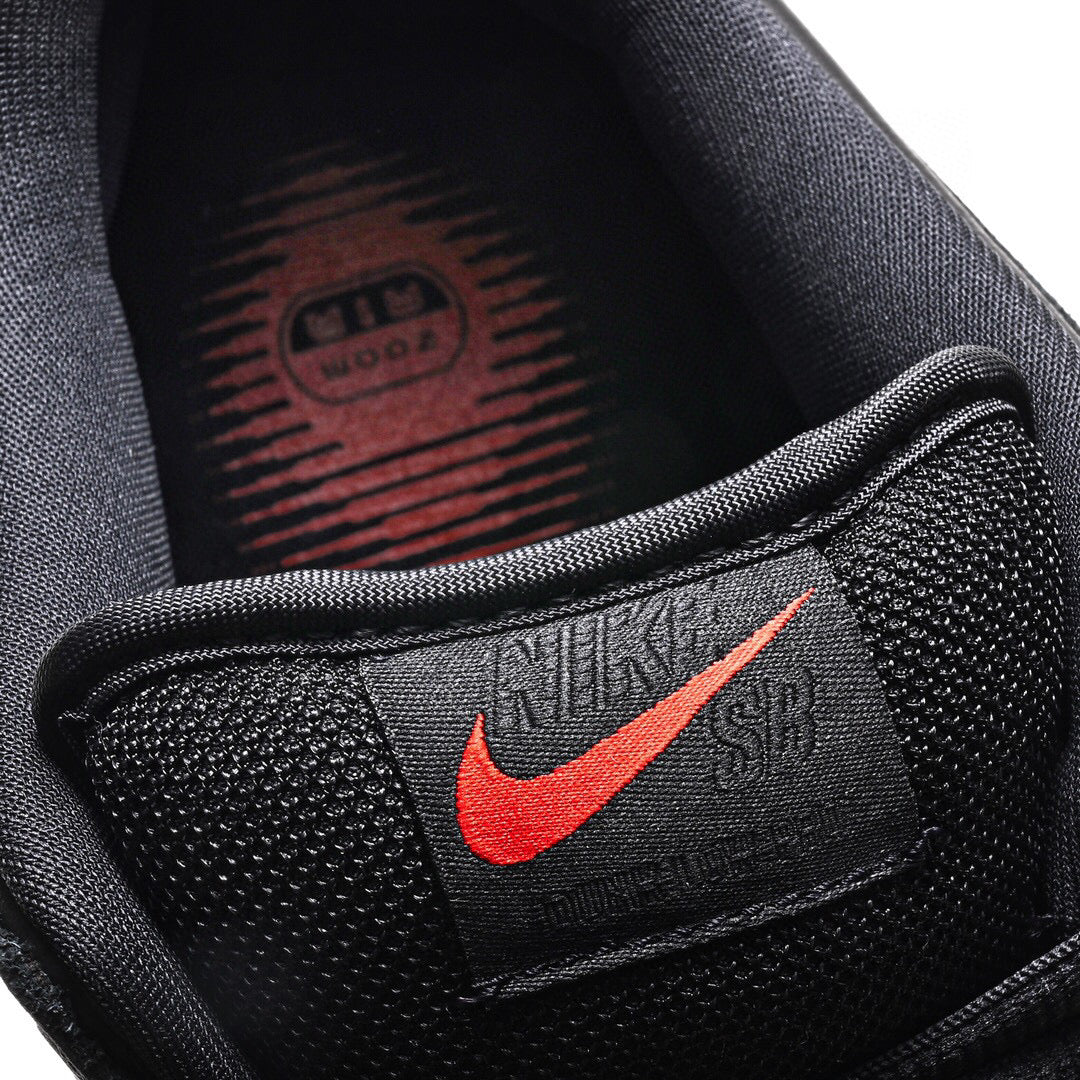 GLM - Staple co-branded black pigeon
