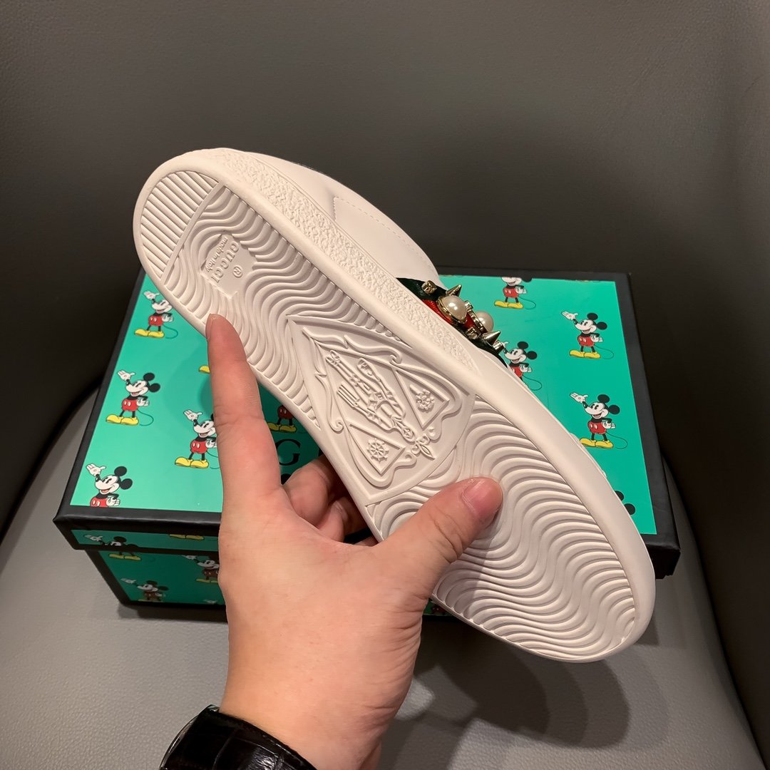 GLM-GCI  ACE LEATHER SNEAKER WITH  PEARL110