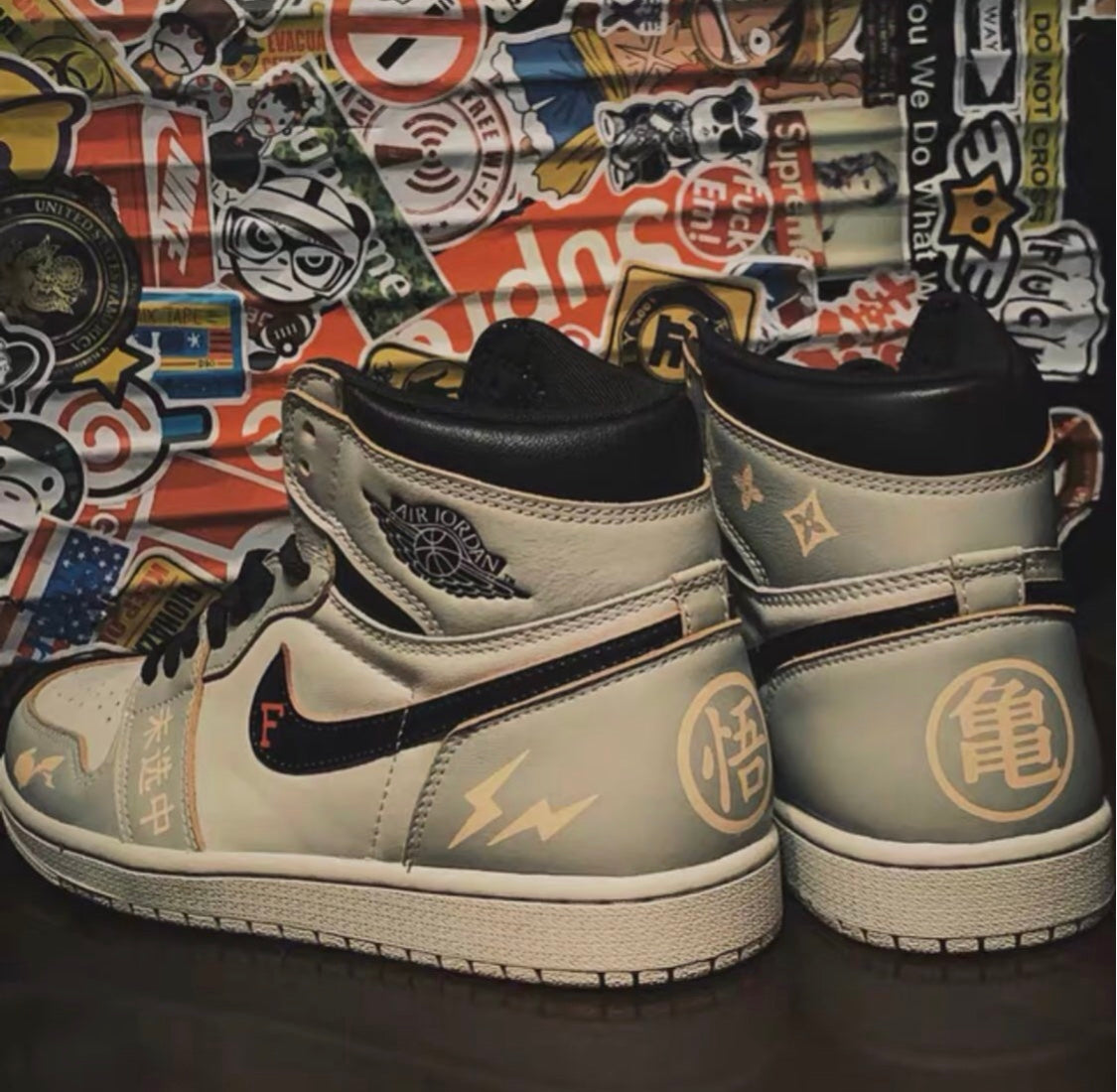 GLM - AJ1 gray and white scratch shoes for women