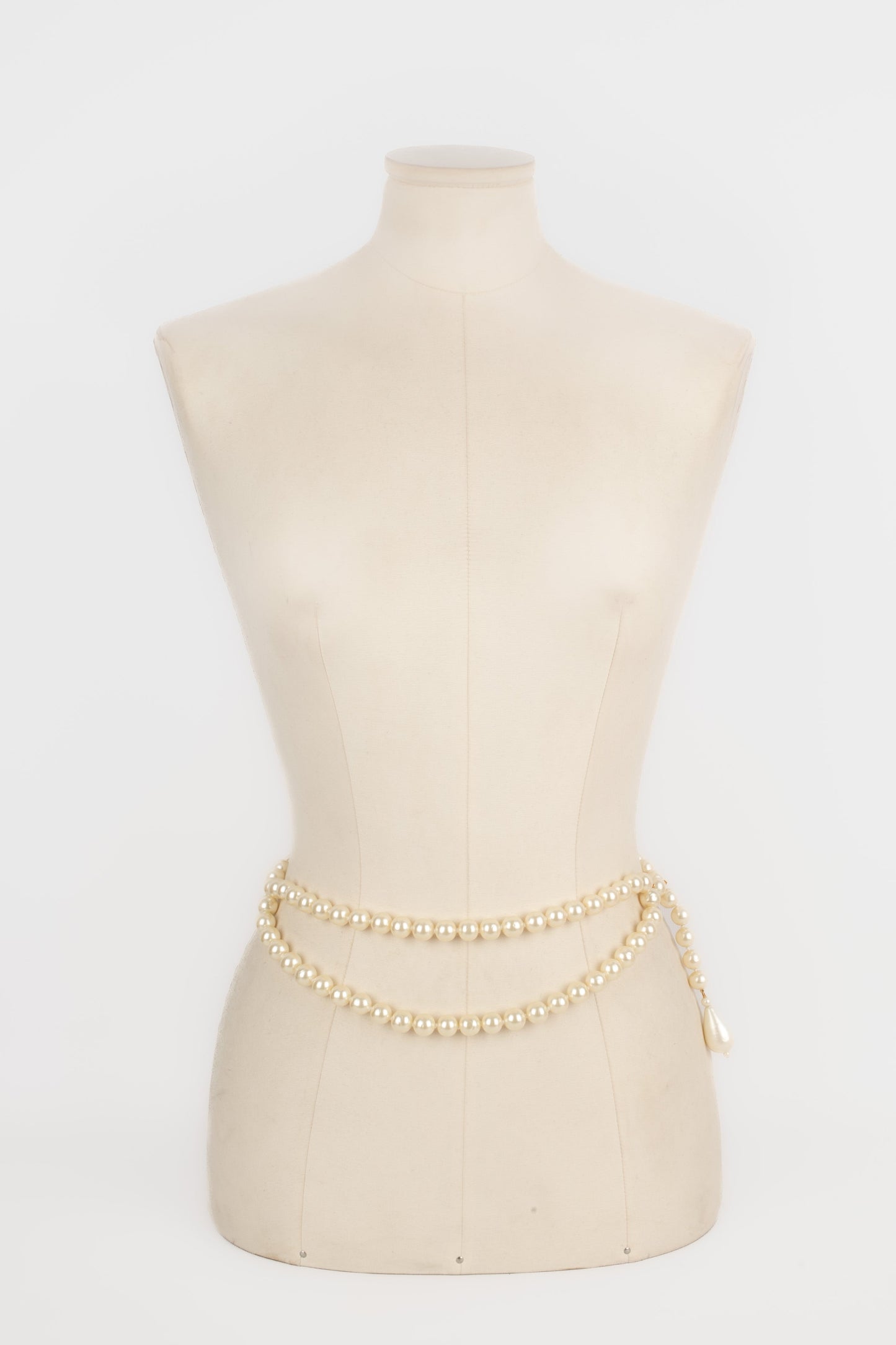 Ceinture de perles nacrÃ©es Chanel