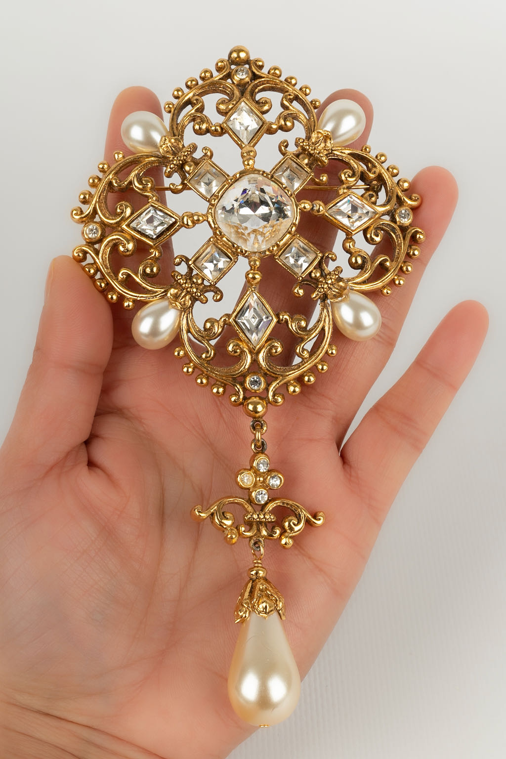 Imposante broche dorÃƒÆ’Ã‚Â©e Dior