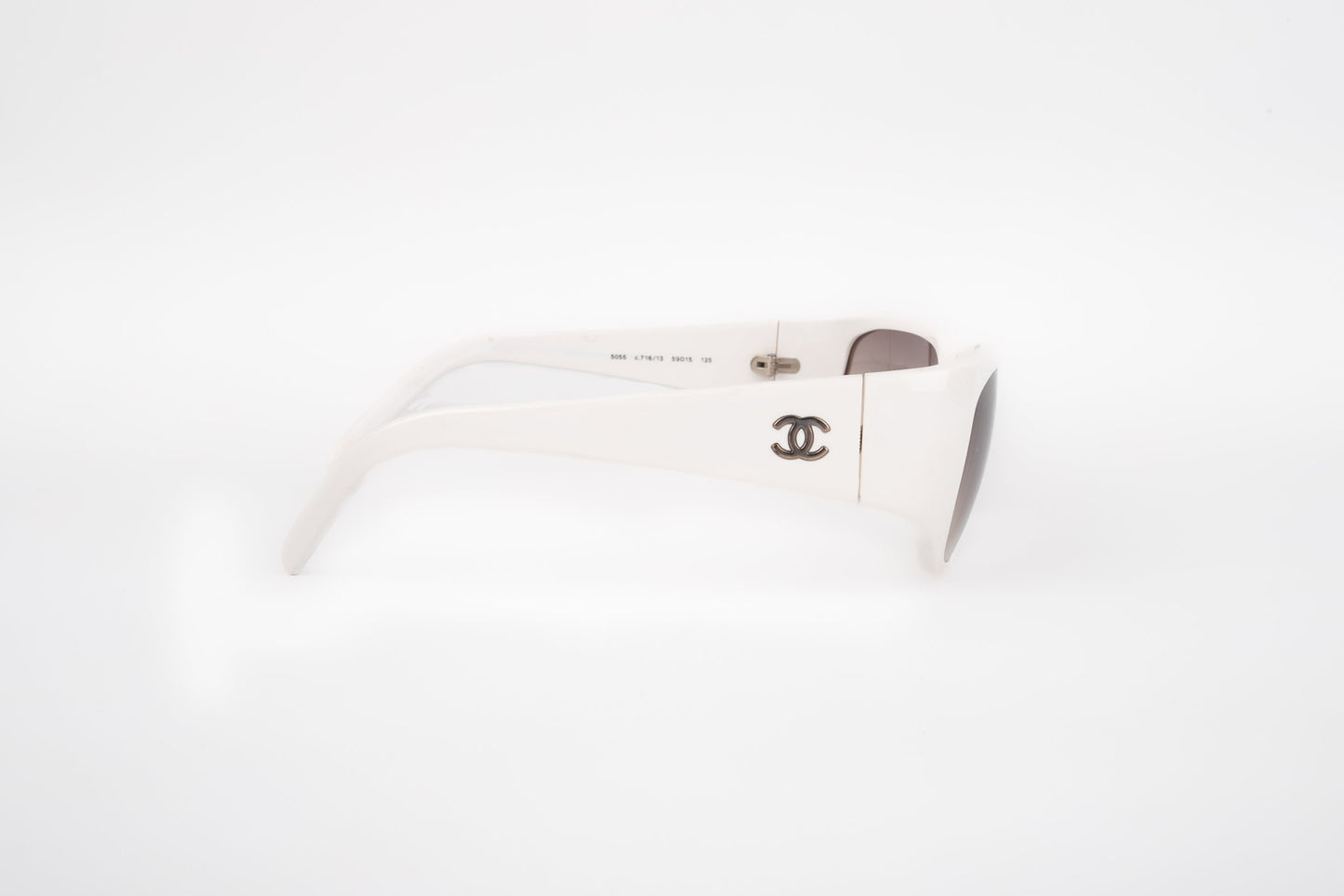Lunettes de soleil blanches Chanel