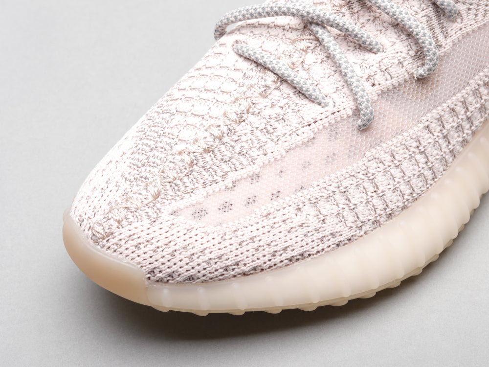 GLM - Yzy 350 Light Pink Sneaker