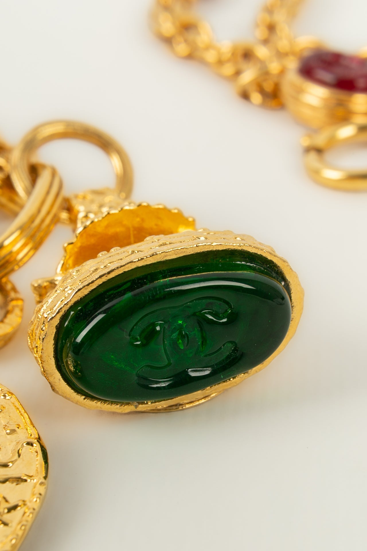 Collier sceau Chanel 1993