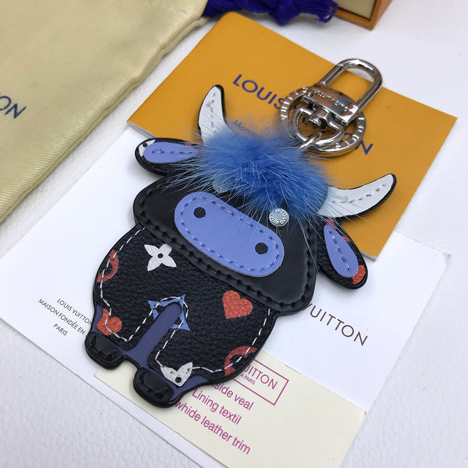 GLM -Top Quality Keychains LUV 082