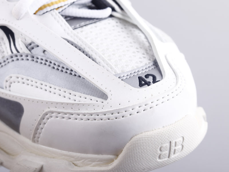GLM - Bla Track Three Generations Sneaker