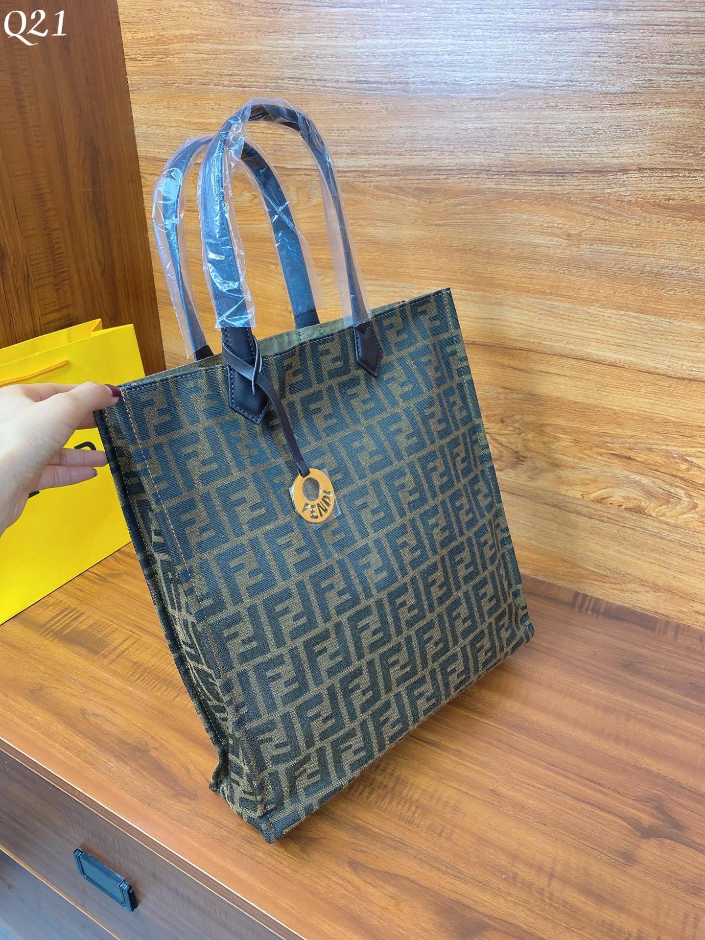 GLM - Top Quality Bags FEI 146