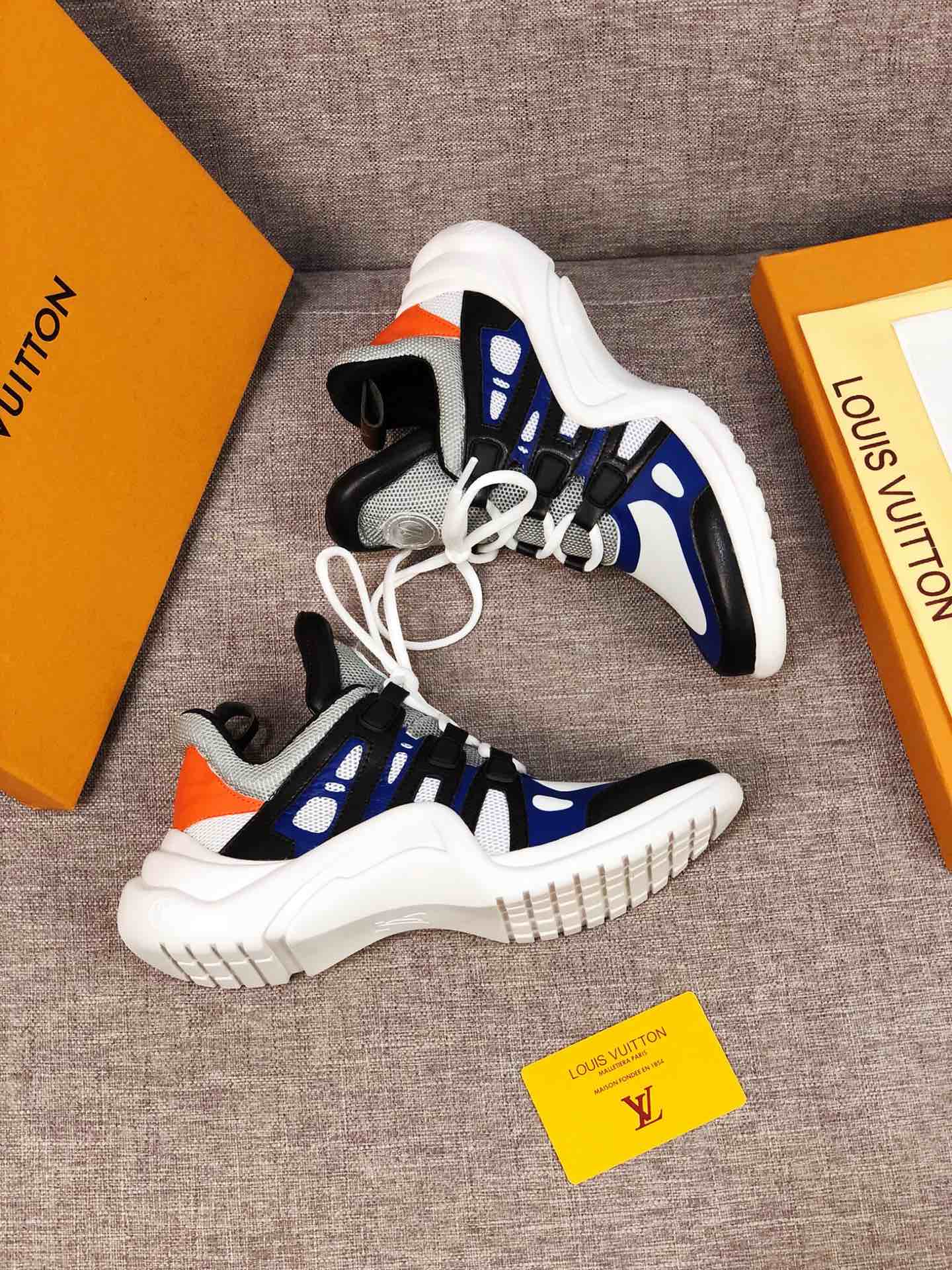 GLM - LUV Archlight Blue White Black Sneaker