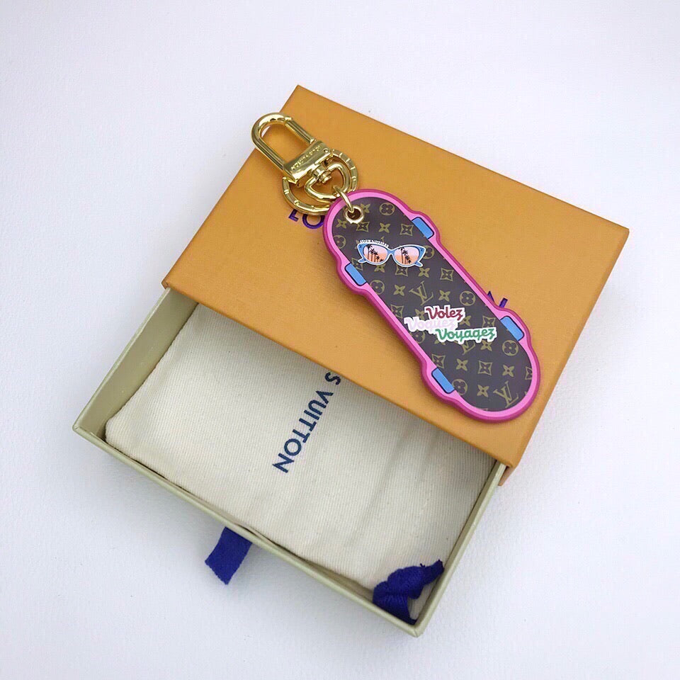 GLM - Top Quality Keychains LUV 019