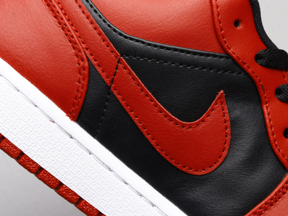 GLM - AJ1 Reverse black and red forbidden to wear