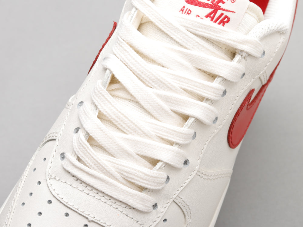GLM - AF1 retro white red low top