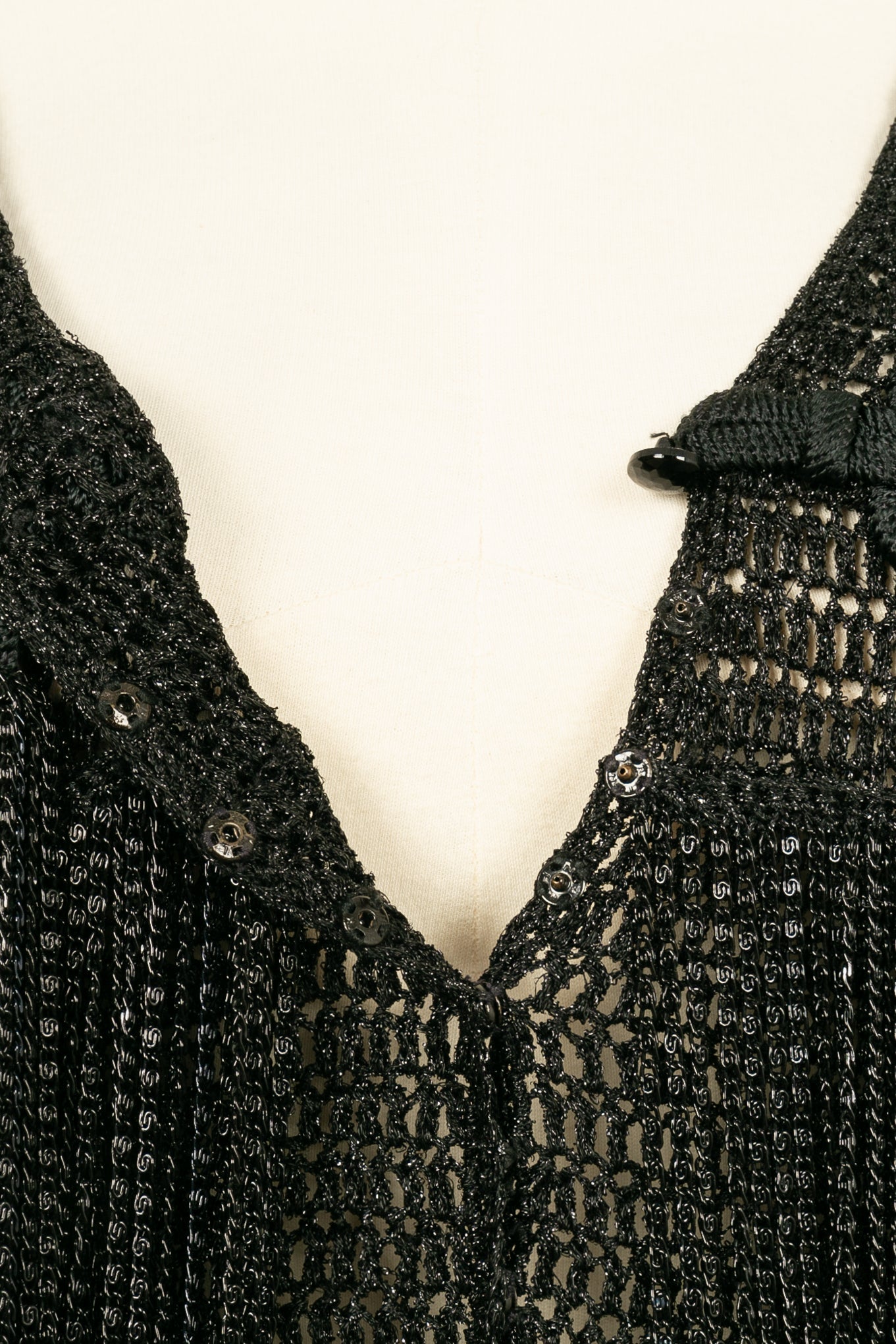 Haut noir Azzaro